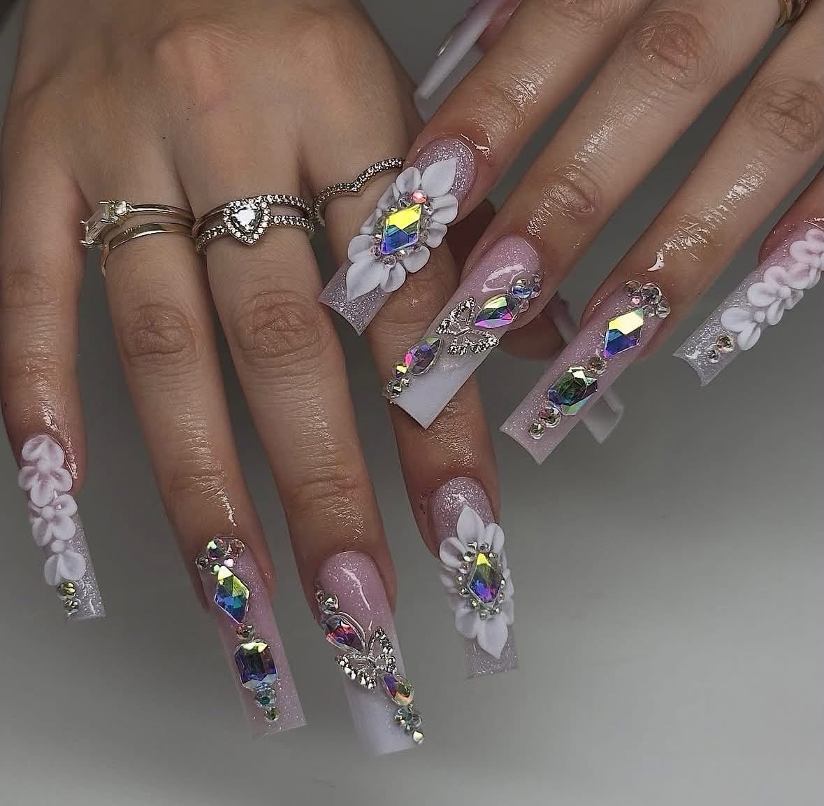 Moira Nails & Spa